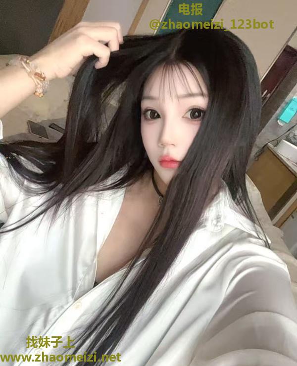 回味无穷的精致小姐姐