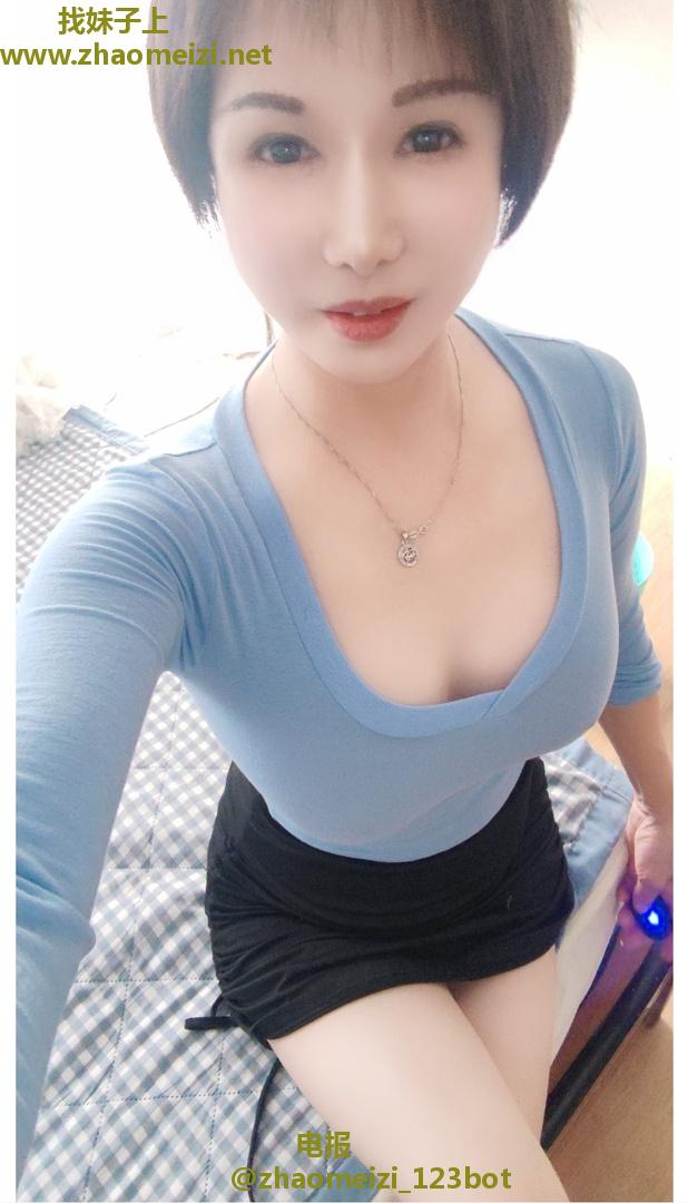 妖娆骚妇花样多