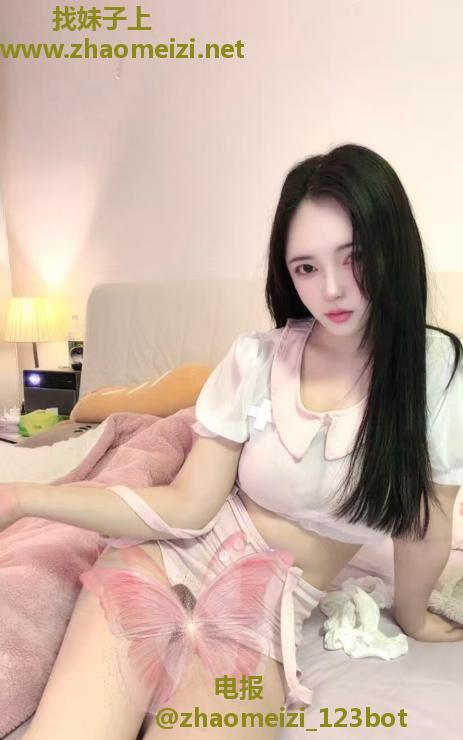 大胸菲菲小可爱