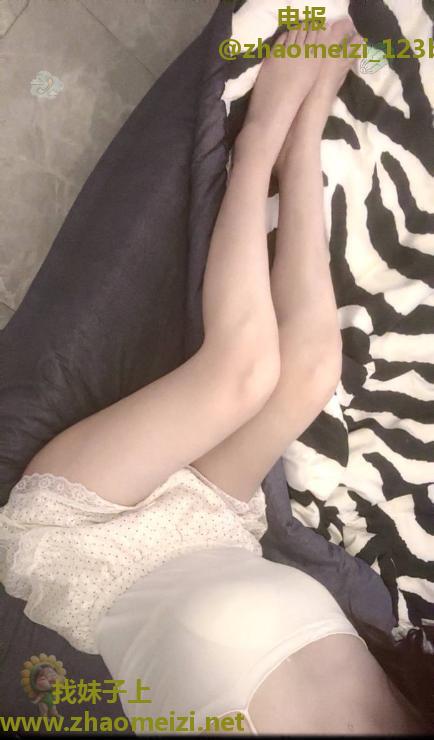 吴中清纯嫩妹橙橙