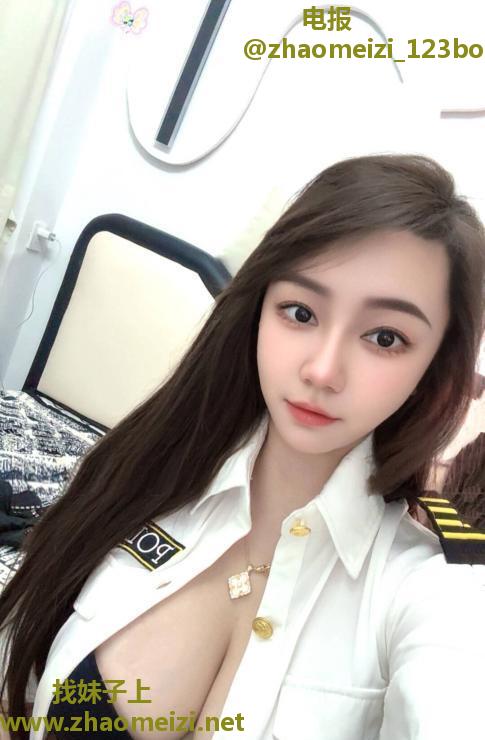 一线天美鲍小少妇