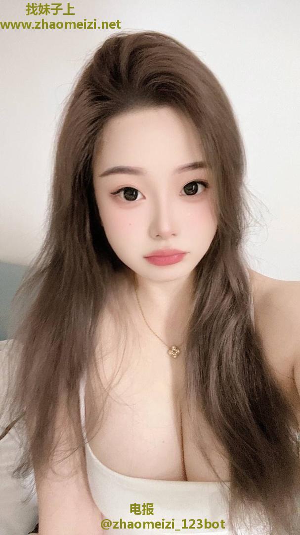 性感大胸美女 娜娜老师