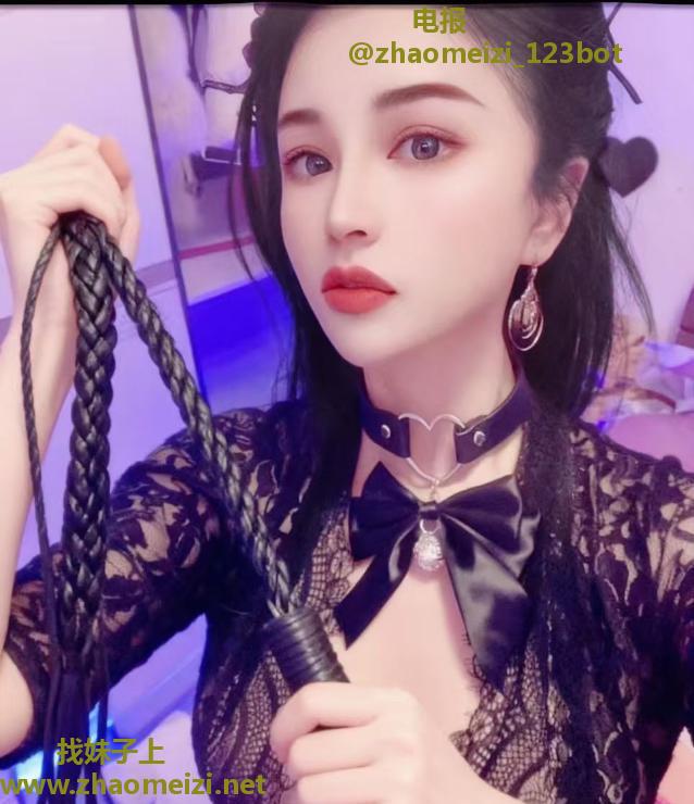 服务系三通女王午夜