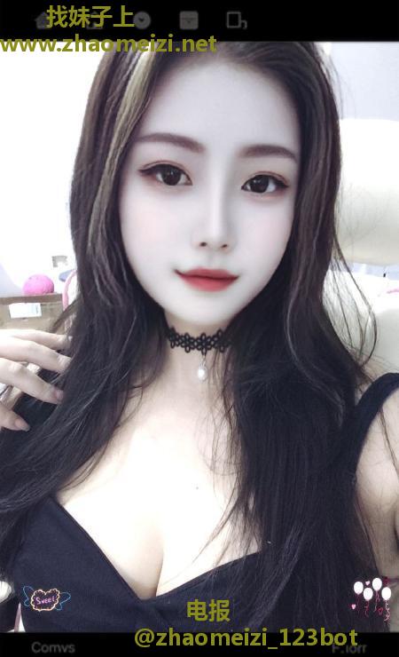 服务系大奶骚女夏老师