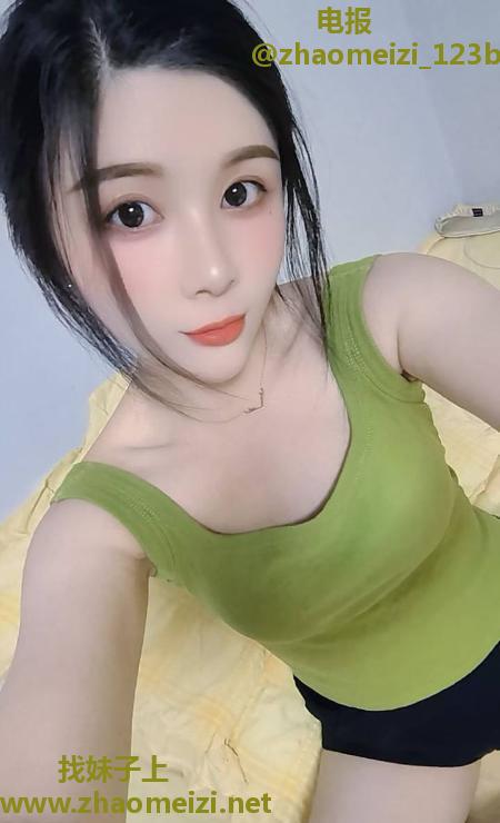 朝阳女友感小迷糊老师