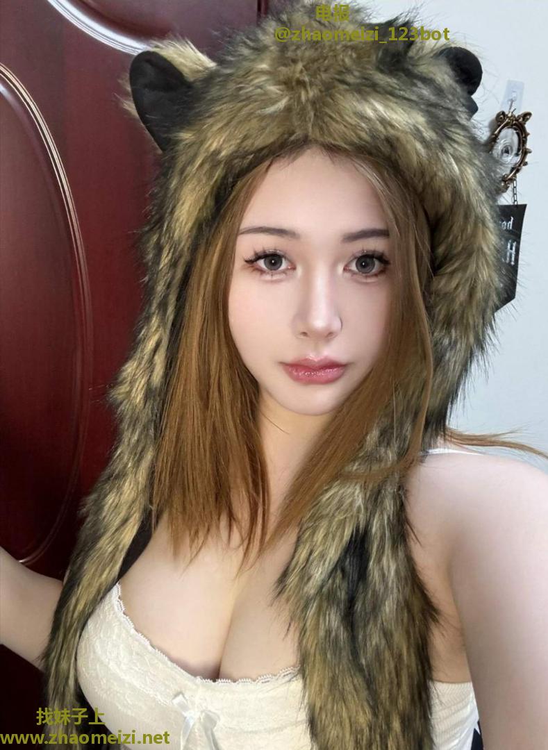 极品性感丰满风骚小妹