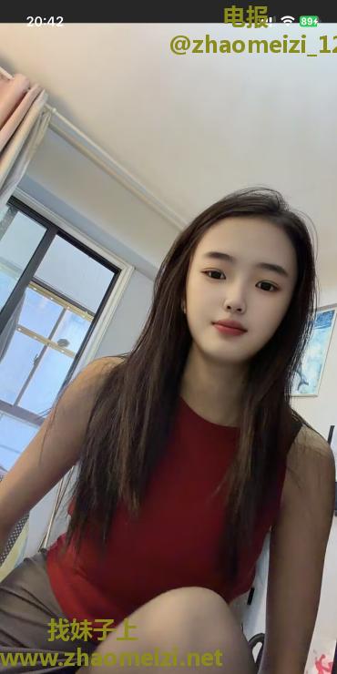 少有的三通爽翻嫩妹