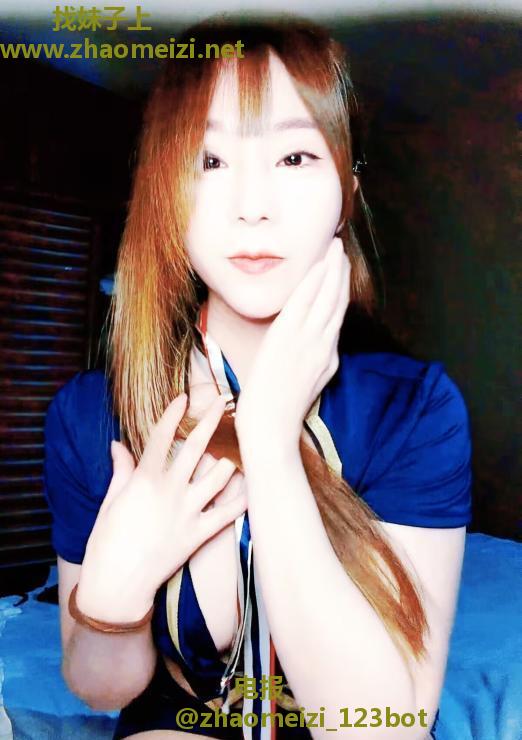 倒立后入嫩妹车