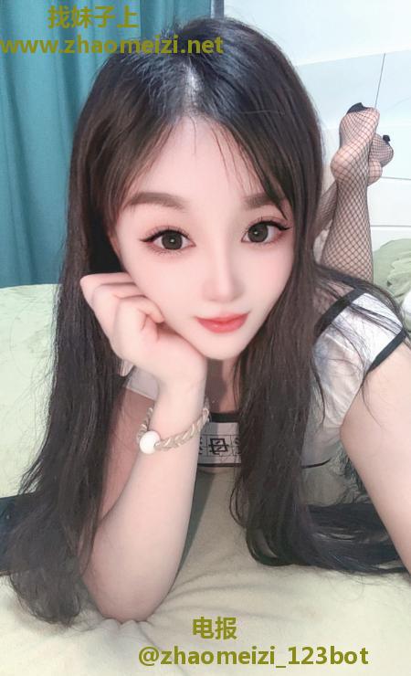 自聊大胸妹依诺