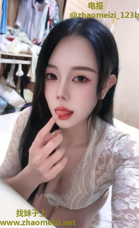 拱墅高颜美乳御姐