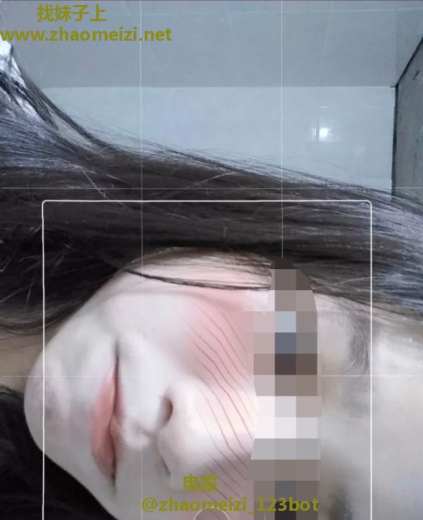 年轻会玩小姐姐