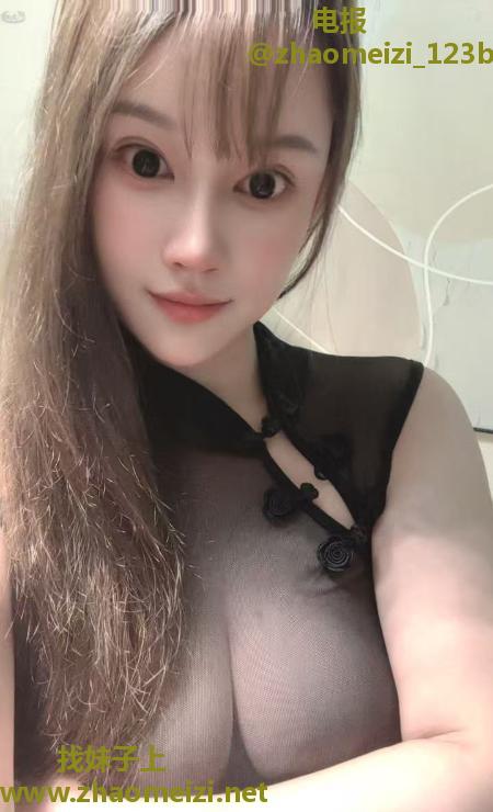 体验大胸大长腿