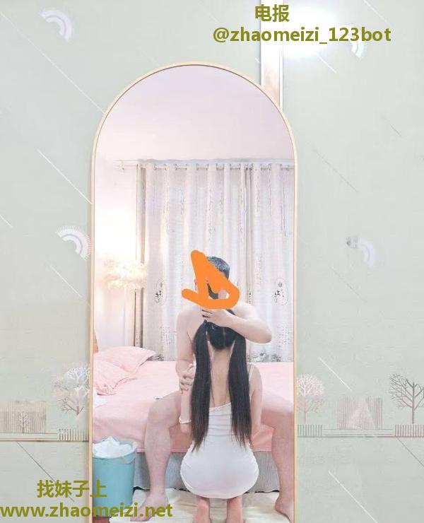 江宁过年在岗美女