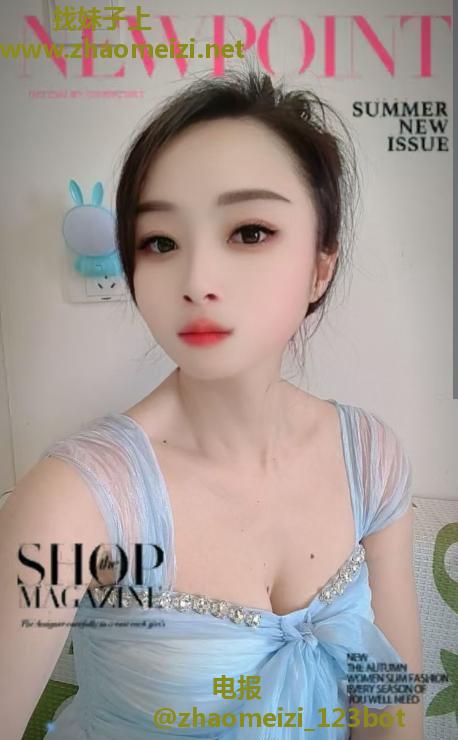 春节不打烊小姐姐