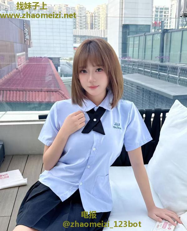 南山清纯小美女安安