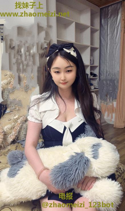 三街服务控兰馨