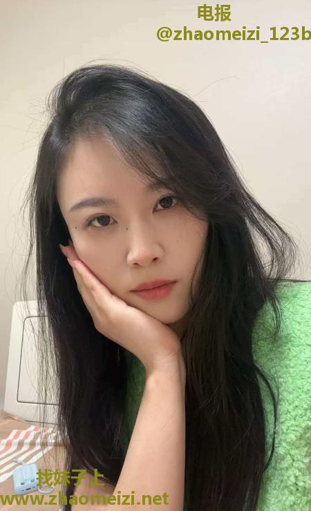 武清大胸美少妇