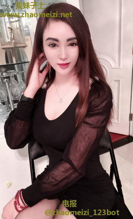 服务配合高挑妹子