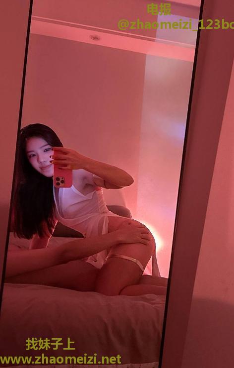 桐梓林大胸翘臀少妇