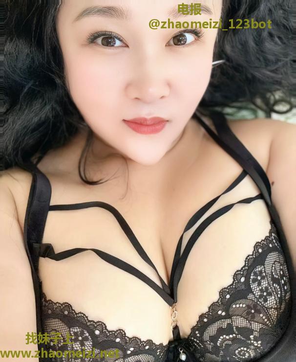 滨江大屁股巨骚熟女