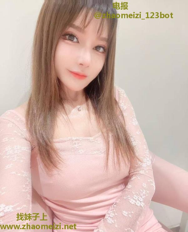 体验女友感十足小小