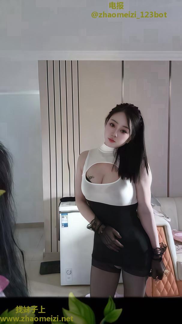 成寿寺大奶少妇桃子