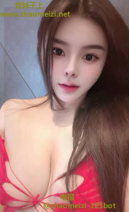 白嫩大白兔御姐