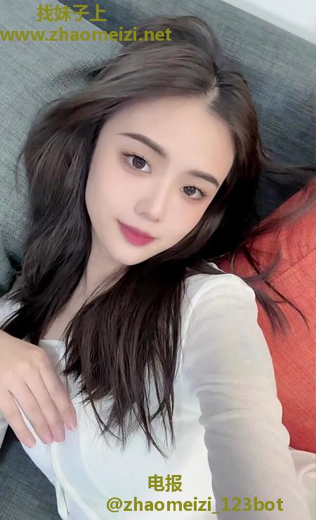 肤白貌美软妹子