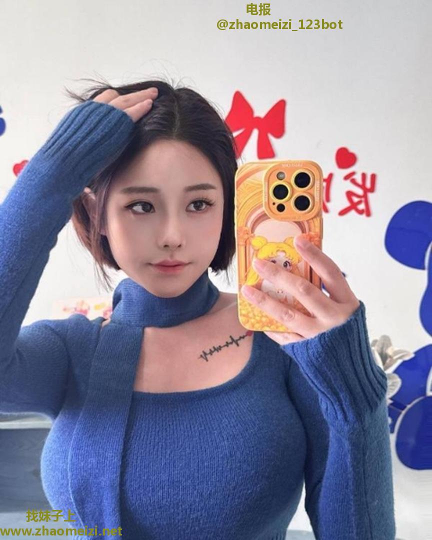 水嫩纯欲骚货翘臀后入榨汁