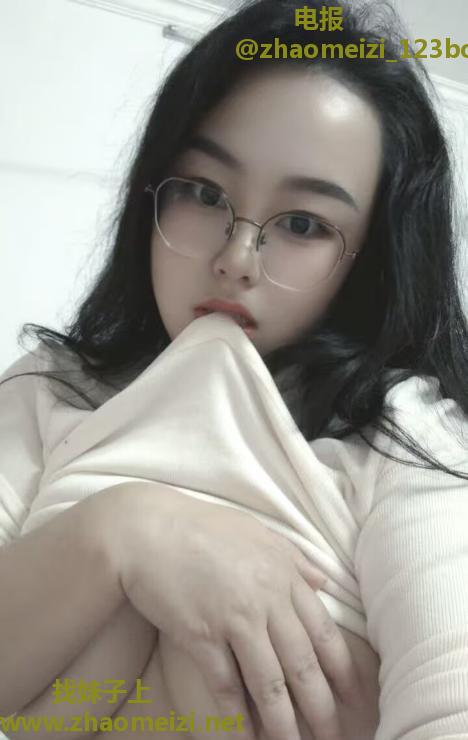 浦东巨乳娇喘妹