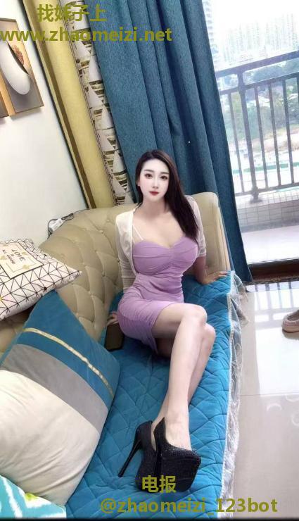 天河长腿美女小雪