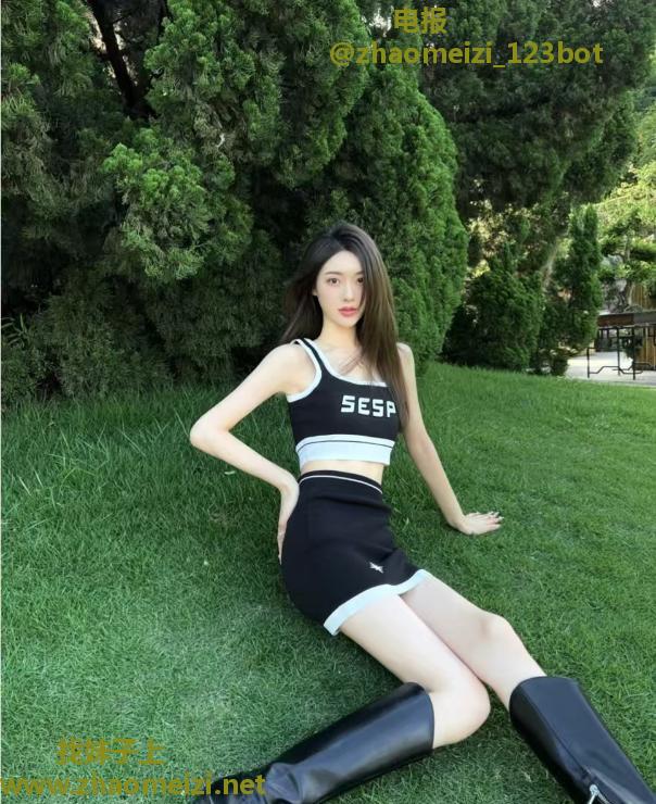 清纯甜美气质白小纯