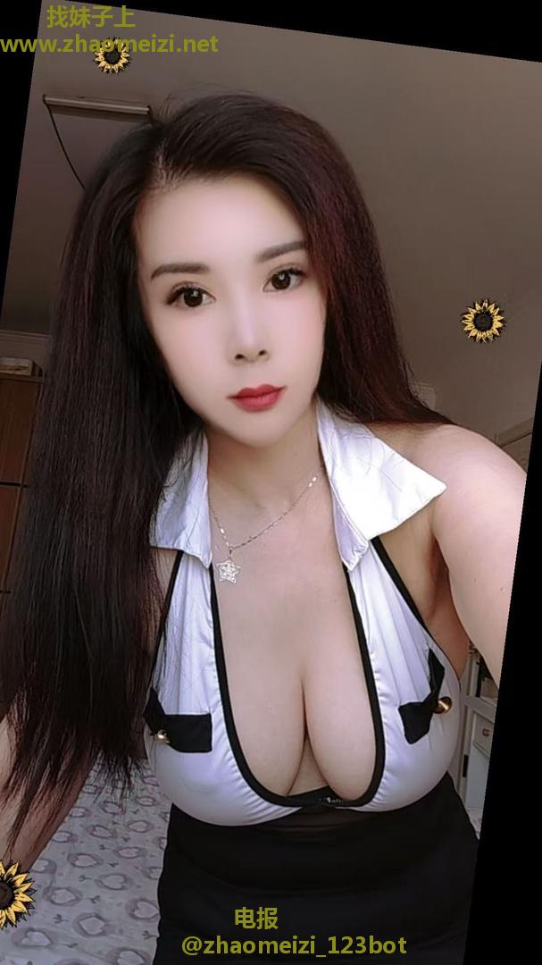 潘家园大奶骚姐