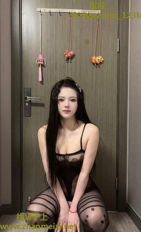 上城肥臀欲女雅琪