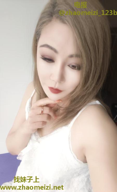 黑丝性感小姐姐