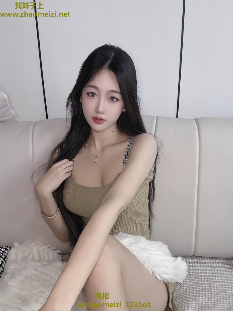 性格开朗活泼丰满小妹