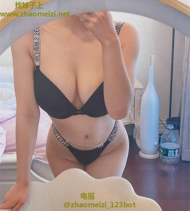 闵行丰满大胸御姐