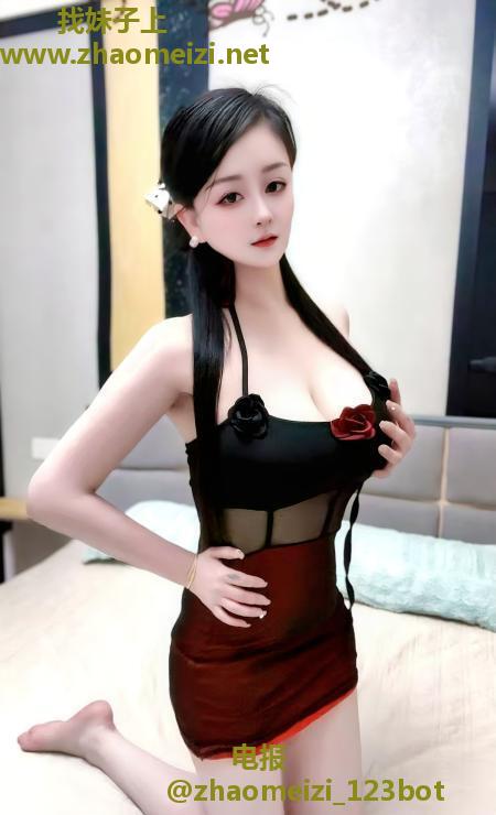 虎丘爆乳美骚娘