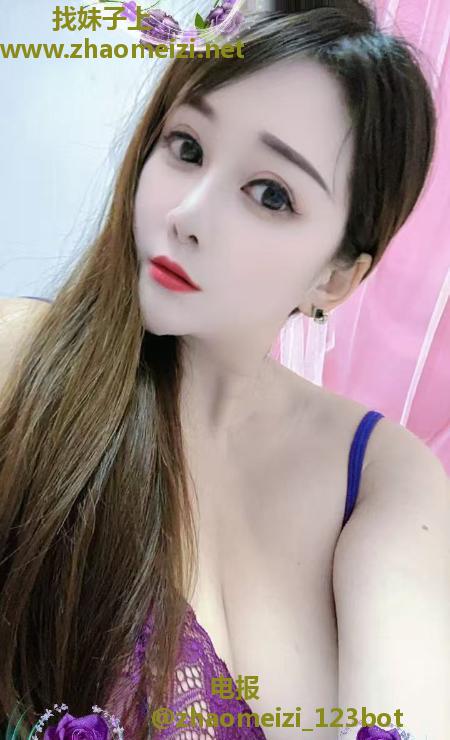 性感温柔小蜜蜂