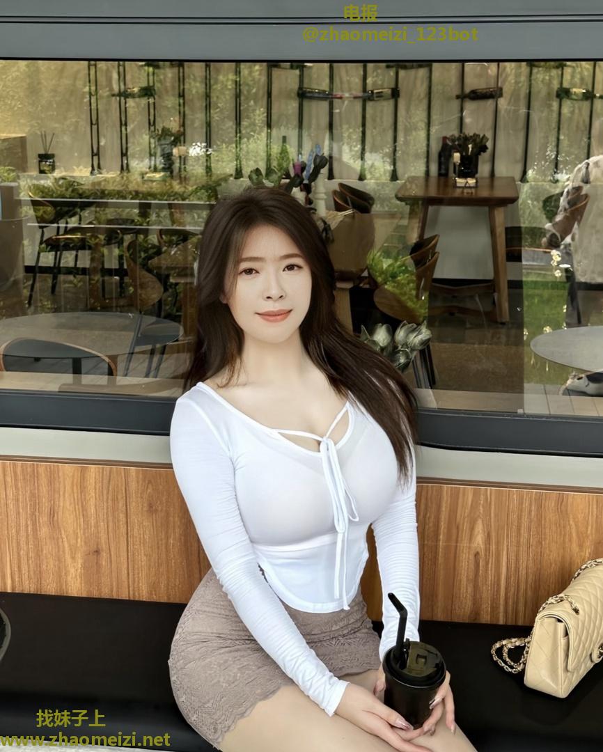 黑丝熟女sao少妇包夜