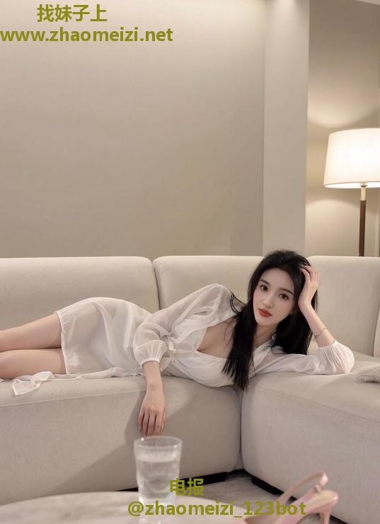 二刷会夹鸡巴小骚货