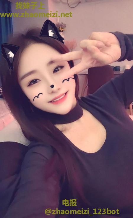 服务配合高挑小姐姐