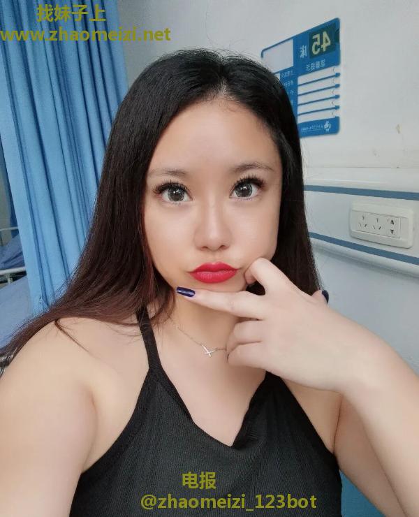 菊乐路大奶莹莹