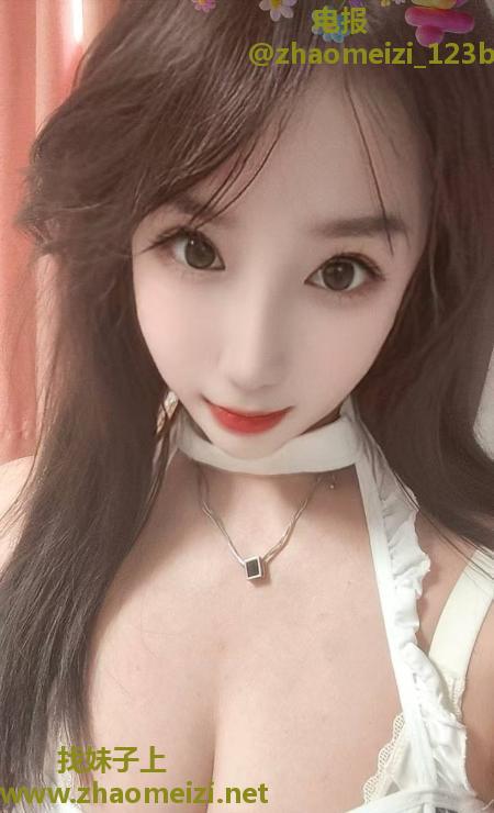 风韵迷人风骚姐姐