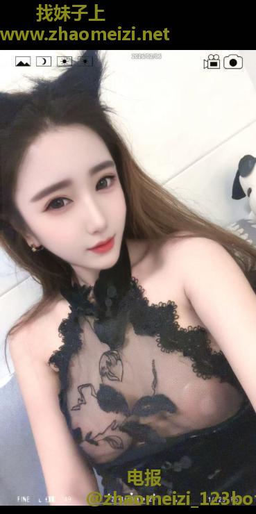 吴中肤白美胸小雪