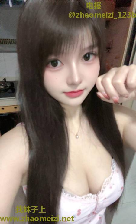 龙岗纯欲大奶萌妹