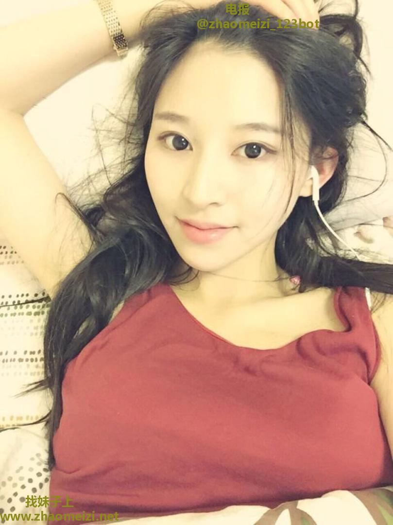 兼职小甜妹甜甜圈