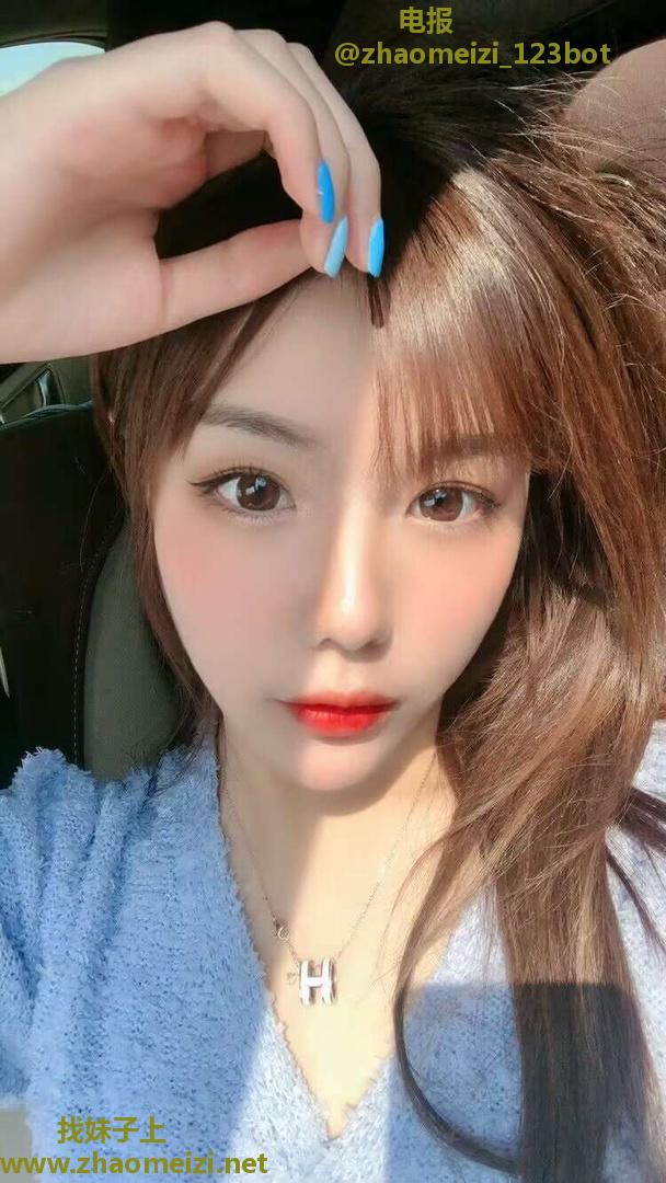 高颜值纯女甜甜