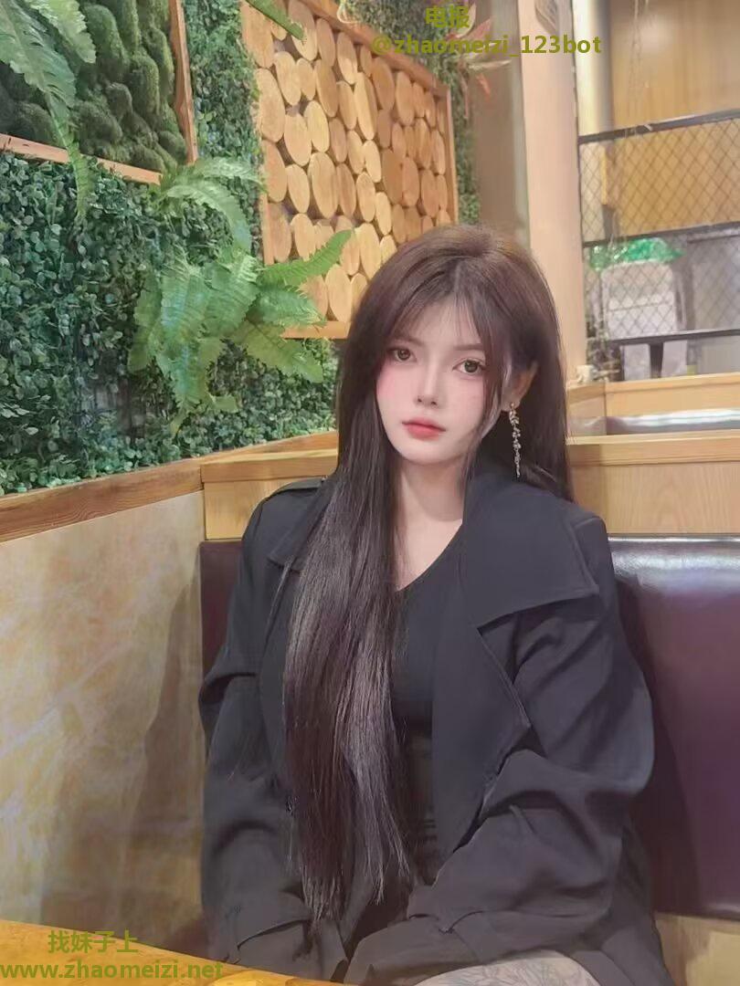 青山湖07花臂纹身女柒月