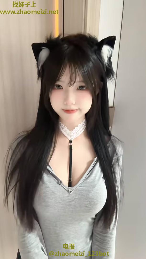 绍兴23的丰满性感美女